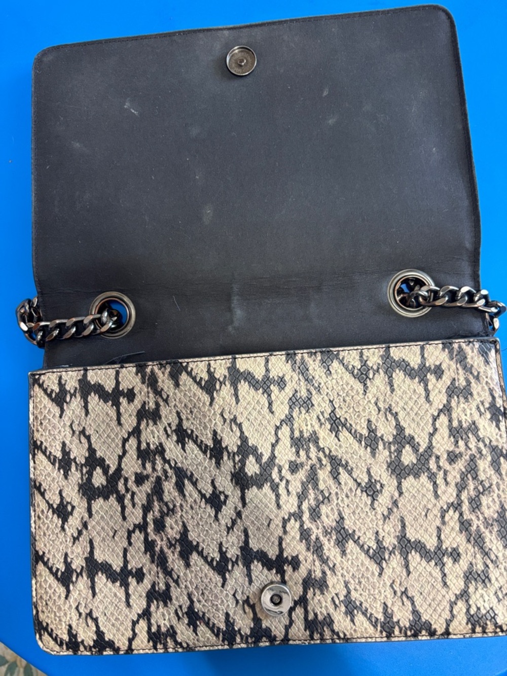 Woven Black and Cream Chain Shoulder Bag - Picture 3 of 5